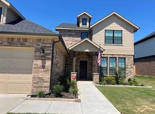 906 Swift Dr, Sherman, TX 75092