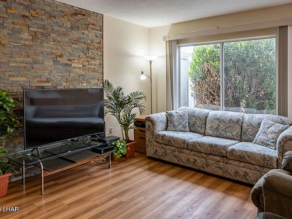 5th image of 1708 Los Lagos Dr #C