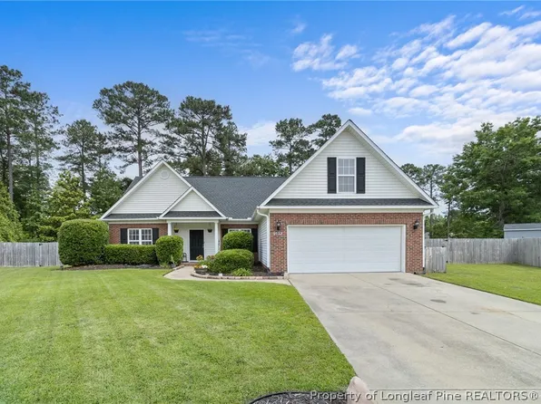 9032 Grouse Run Ln, Fayetteville, NC 28314