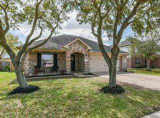 5410 Balmorhea Dr, Pearland, TX 77584