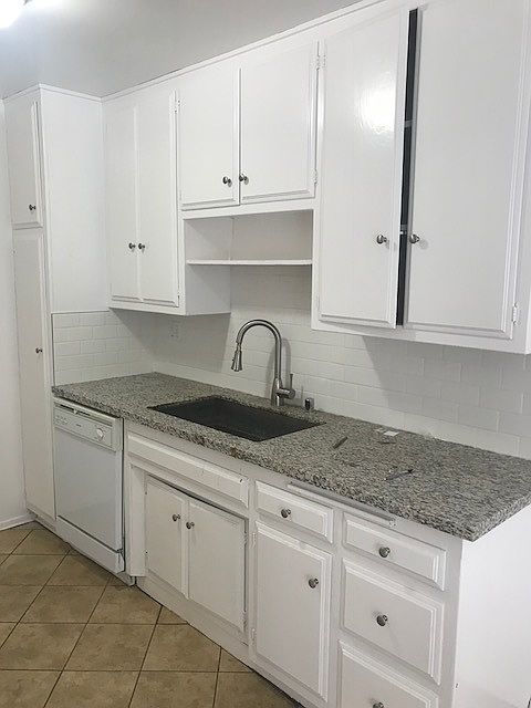 1st image of 825 S Bedford St #34