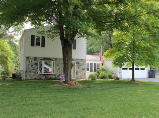 165 Melody Ln, Pataskala, OH 43062