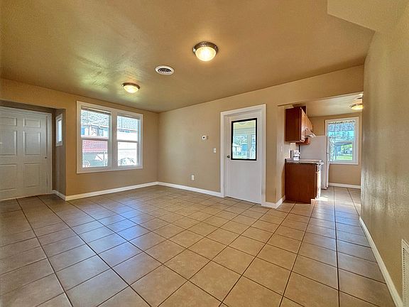 4th image of 4216 E Princeton Ave