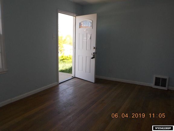 2nd image of 1015 McKinley Ave