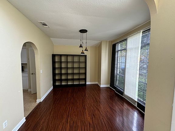4th image of 2329 Palm Creek Ave