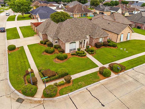 2nd image of 105 Kettle Ln #0