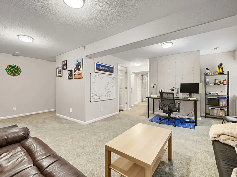 8585 Braun Loop — Photo 16