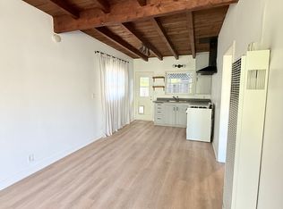 360 E 15th St APT B, Costa Mesa, CA 92627