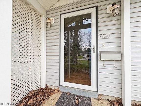 5th image of 3786 Bryant Dr