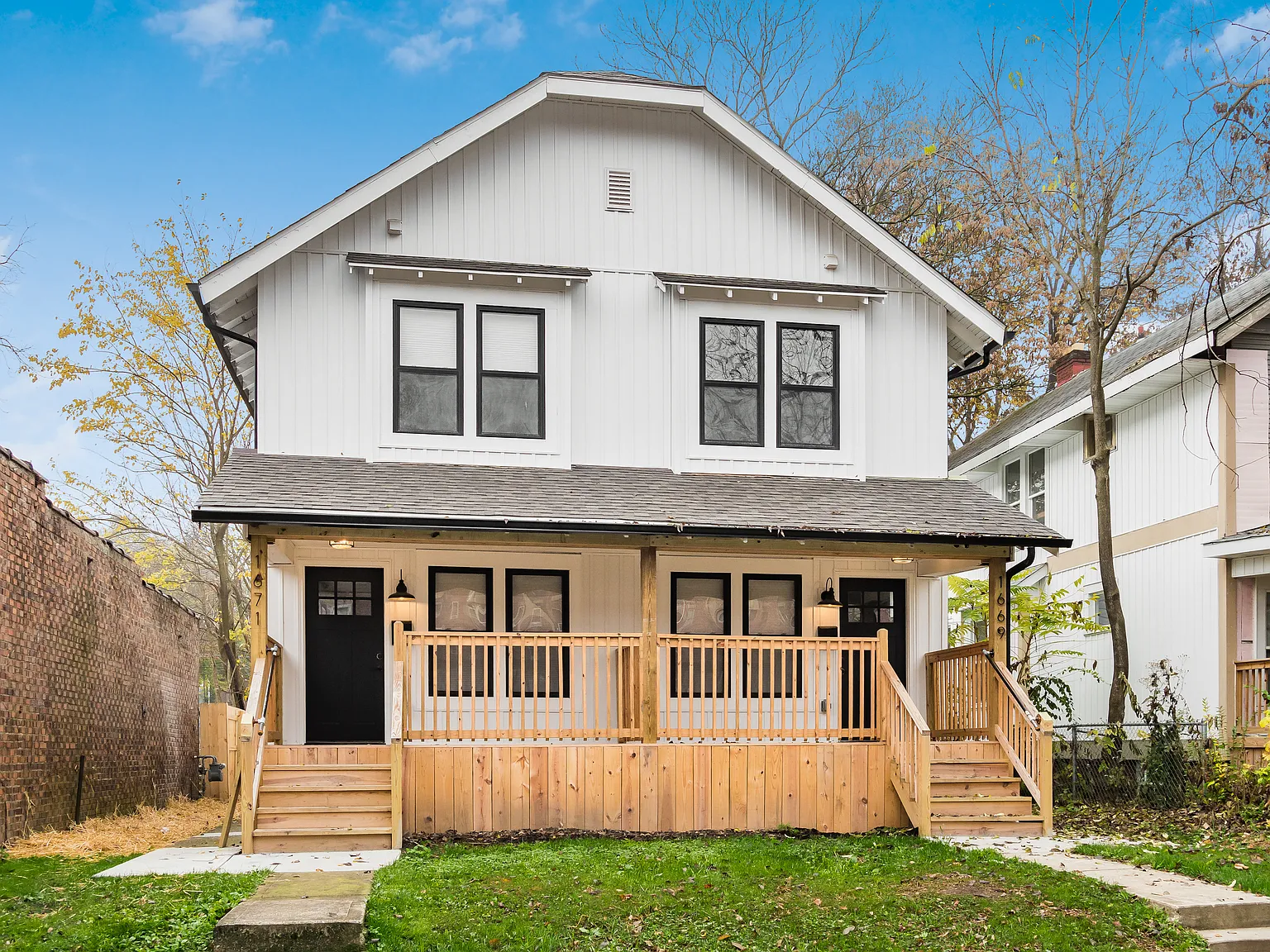 2 bed, 2.5 bath, 1212 sqft, $1,900 — Photo 1