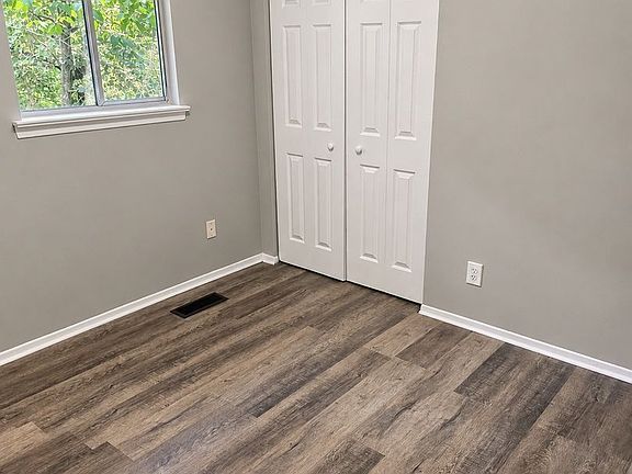 5th image of 802 Forest Dale Ln #B