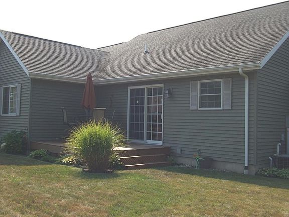 3rd image of 4663 Meadowbrook Ln