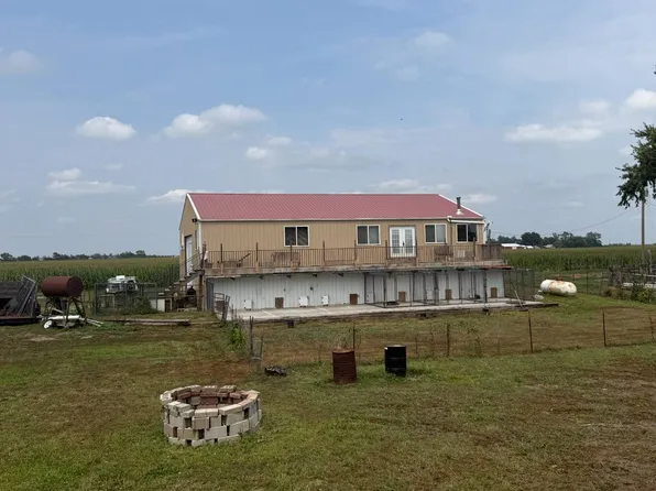309 McGinn Lake Orchard Bnd, Columbus, NE 68601