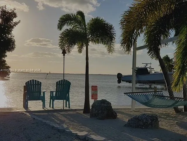 325 Calusa St #118 — Photo 18
