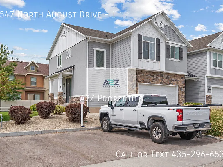 1547 N August Dr #1 — Photo 32