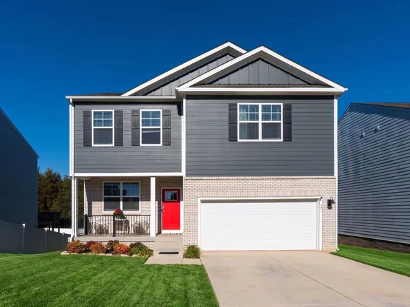 421 Stonewall Jackson Blvd, Staunton, VA 24401