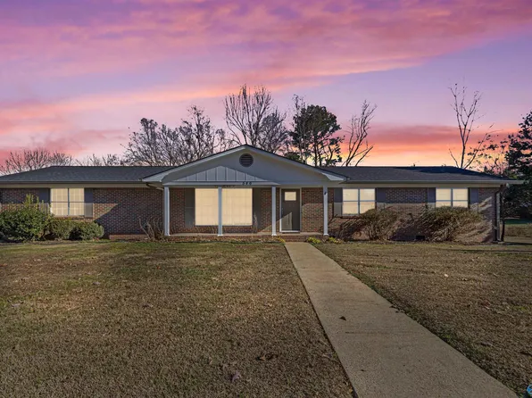 546 Arad Thompson Rd NE, Arab, AL 35016