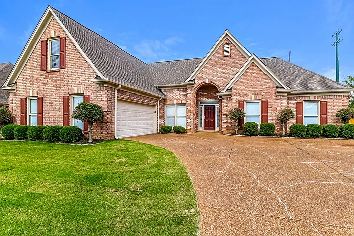 3 bed, 2.0 bath, 2681 sqft, $2,556 — Photo 4