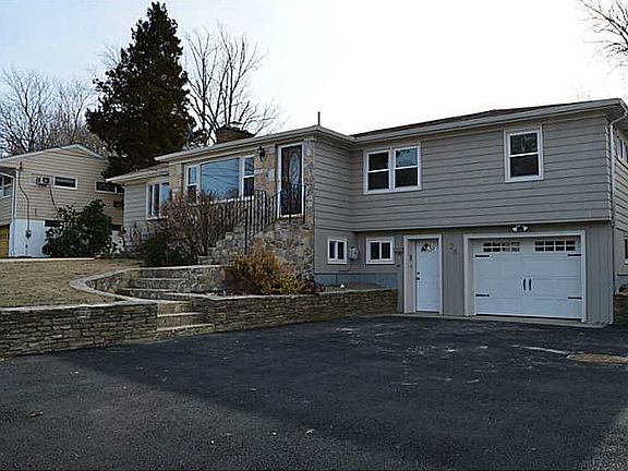 2nd image of 26 Harrington Dr