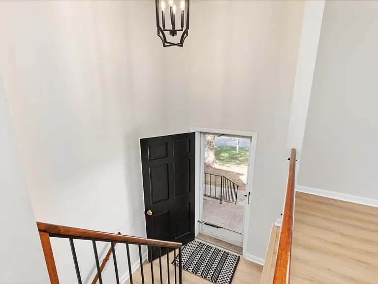 417 Old Waterford Rd NW — Photo 8