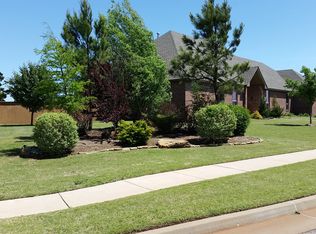 6000 Whispering Grove Dr, Oklahoma City, OK 73169