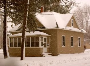 101 E 2nd St, Waconia, MN 55387