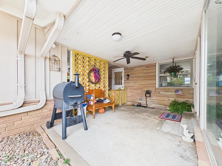 5501 Seymour Hwy — Photo 29