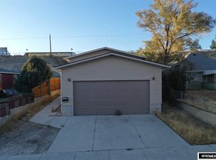 743 Ridge Ave, Rock Springs, WY 82901