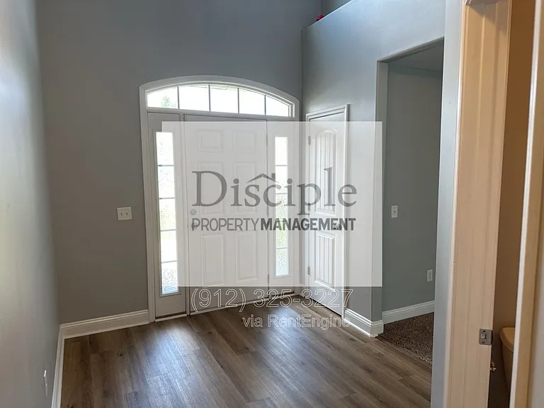 387 Ohara Dr — Photo 4