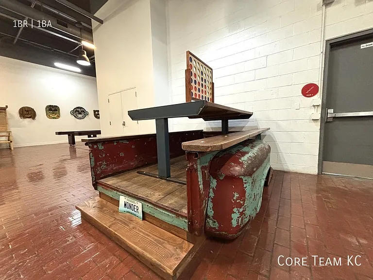1180 E 30th St #307 — Photo 15