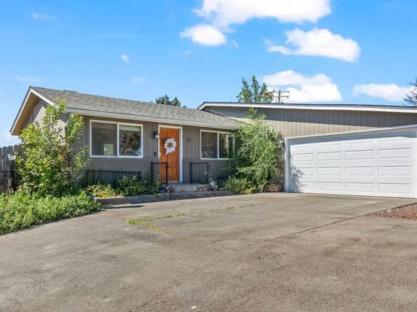 70 Herlou Dr, Selah, WA 98942