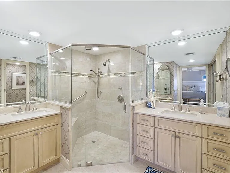 355 Park Shore Dr #1-114 — Photo 15