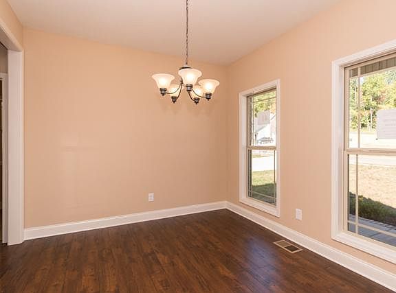 3rd image of 41 Rossview Pl Lot 41