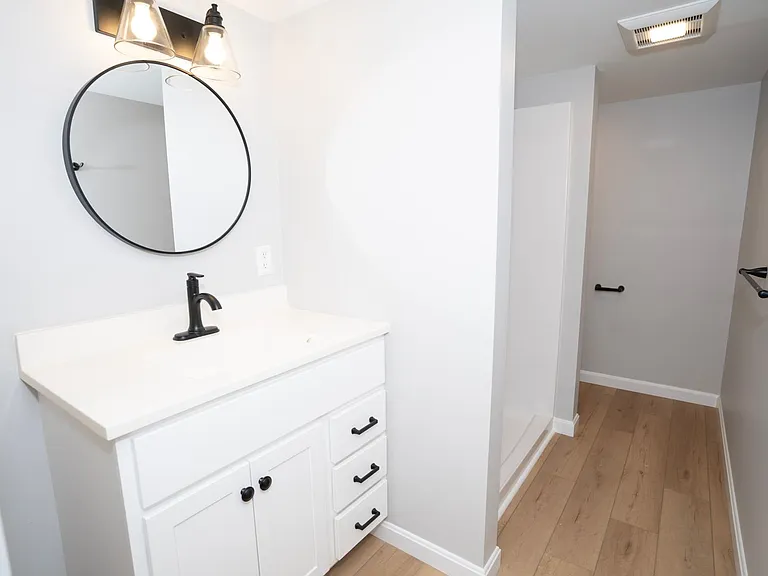 29 Pleasant Street — Photo 19