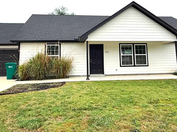 1024 E Pfendler Ave, Sapulpa, OK 74066
