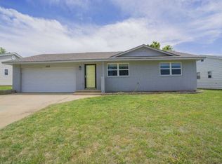 303 Spruce Dr, Woodward, OK 73801