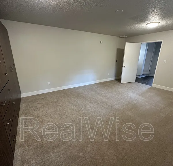 7730 SW Eaker Pl — Photo 23
