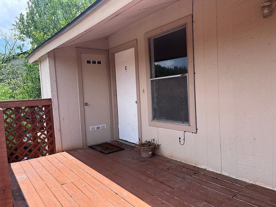 1st image of 707 Bracewood Cir #C
