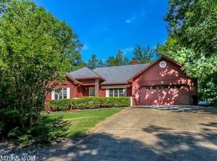 3 Soga Pl, Hot Springs Village, AR 71909