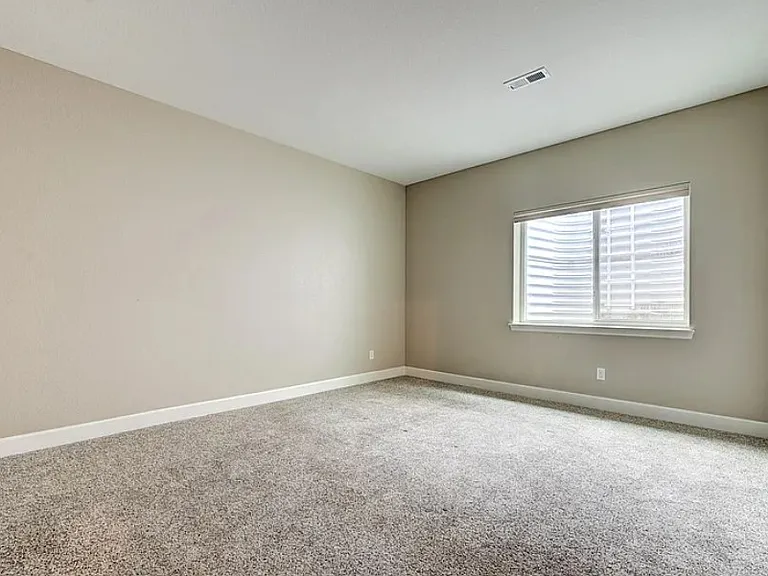 4537 S Netherland St — Photo 21