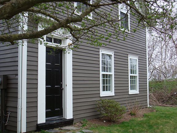 2nd image of 614 Sagaponack Rd