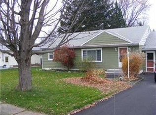 36 Cottage St, Fredonia, NY