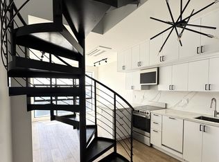 2420-2422 3rd St #6, San Francisco, CA 94107