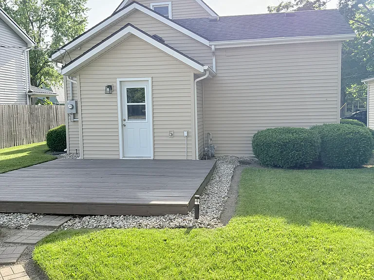 907 S Johnson St — Photo 12