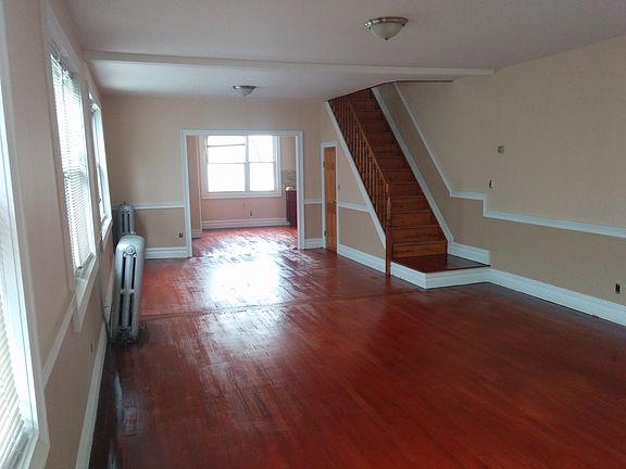 3rd image of 14706 Foch Blvd