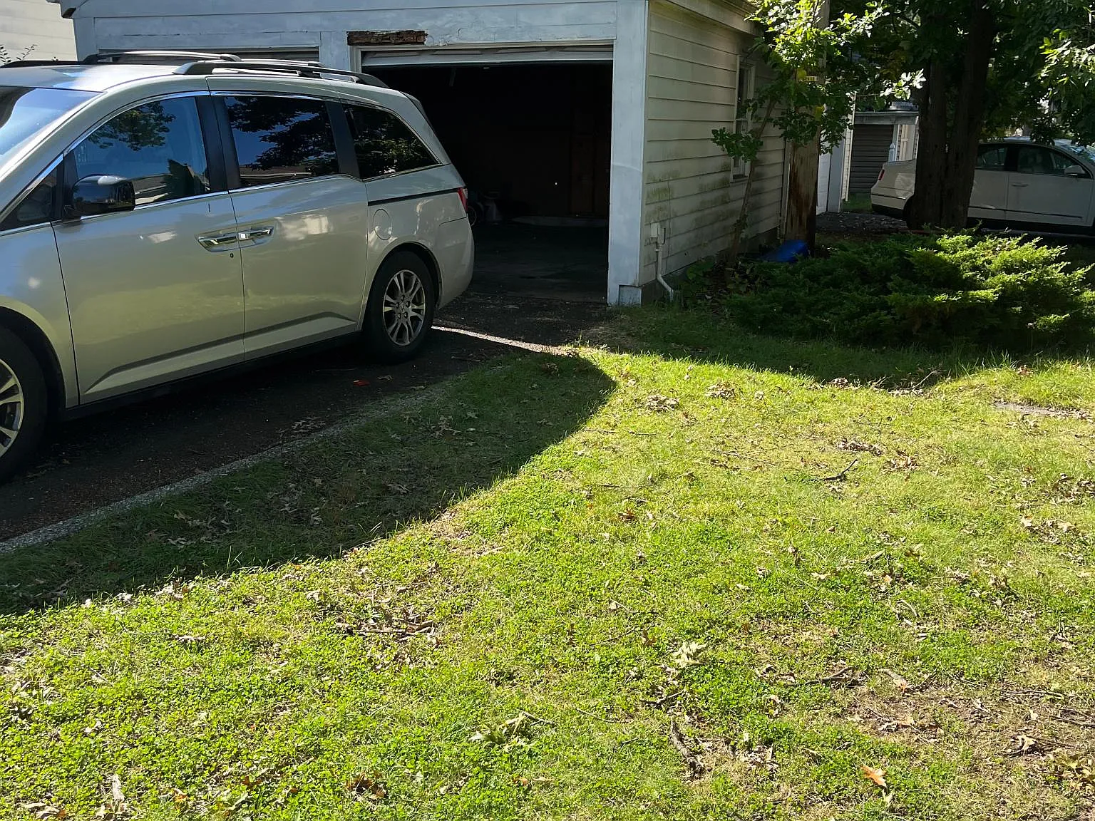 3 bed, 2481 sqft, $3,000 — Photo 4