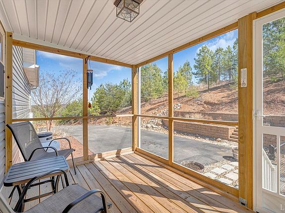 4th image of 439 Gardner Farm Rd