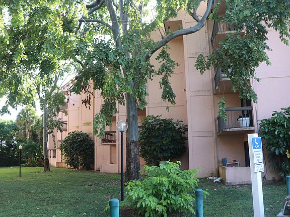 3rd image of 1820 N Congress Ave APT 101
