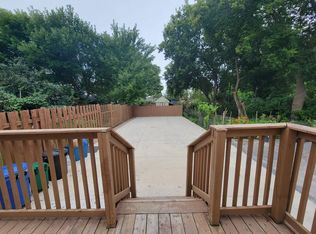 5789 Robinson St, Niagara Falls, ON L2G2B3