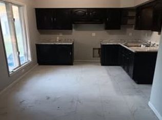 5711 N Park Dr, East Saint Louis, IL 62204